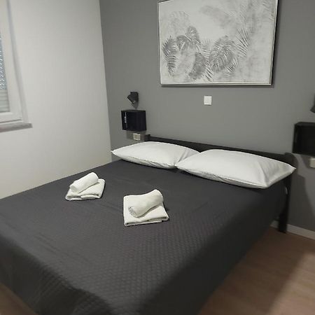 Apartment Caza リエカ エクステリア 写真